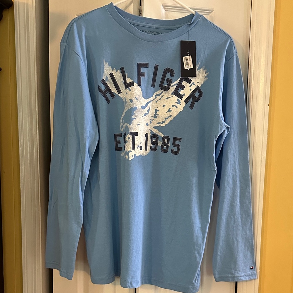 NWT Tommy Hilfiger Kids Light Blue Graphic Long Sleeve Tee